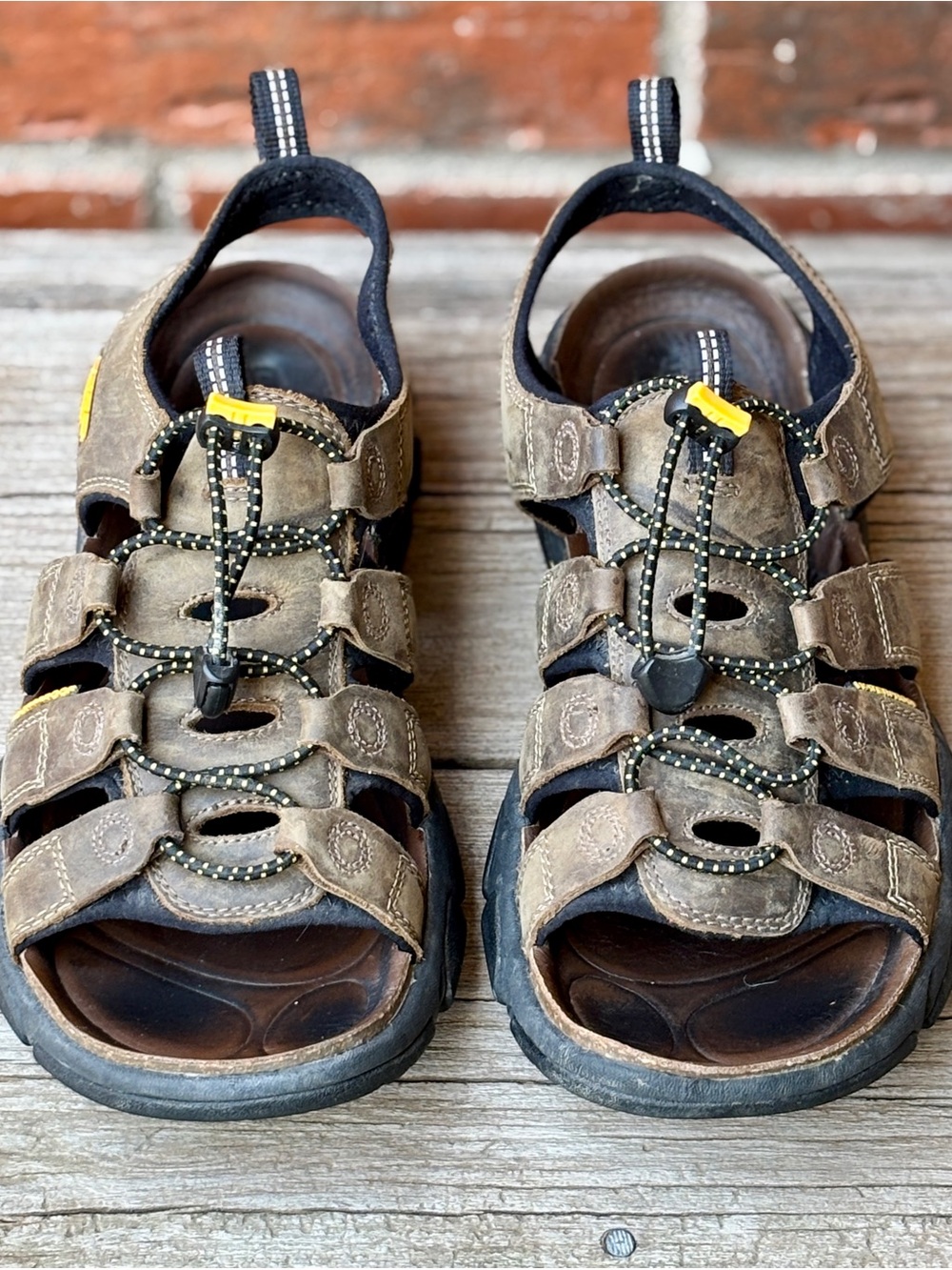 KEEN Daytona Men's Brown Leather Bungee Tie Trail Hiking Sandals Sz 10